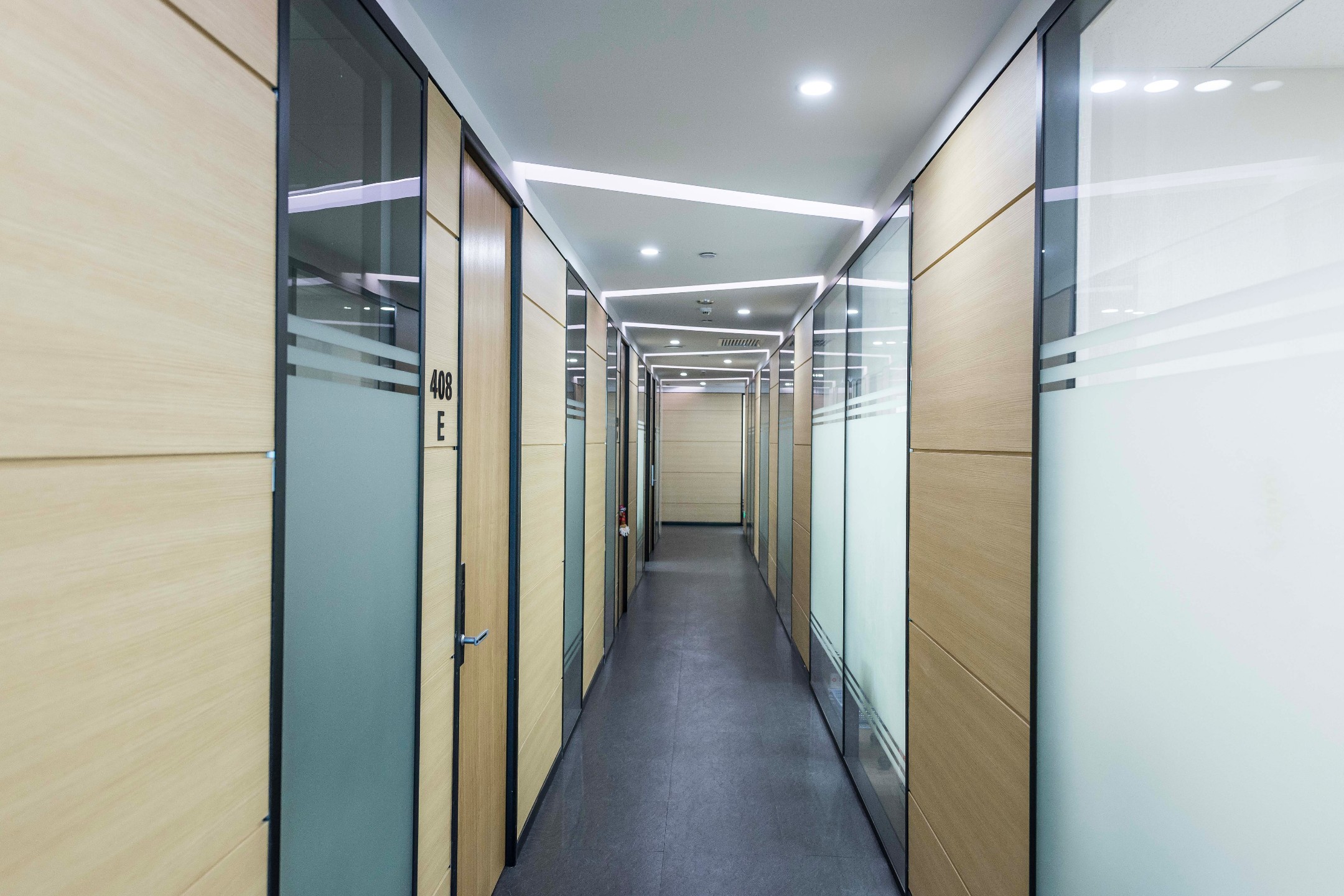 RICHBOX（冠捷大廈）